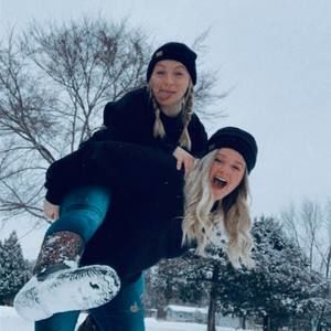 Meet your Posher, Lindsey